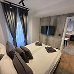 Bistrik Old Town Free Parking Apartman *