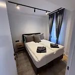Bistrik Old Town Free Parking Apartman