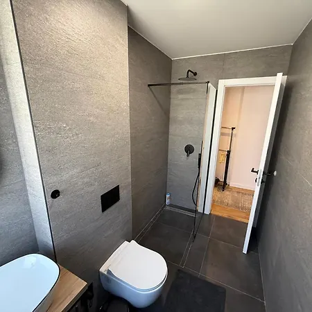 Bistrik Old Town Free Parking *