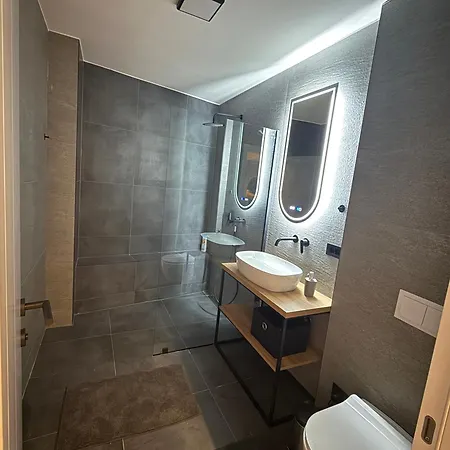 Bistrik Old Town Free Parking