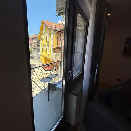 Bistrik Old Town Free Parking Apartment