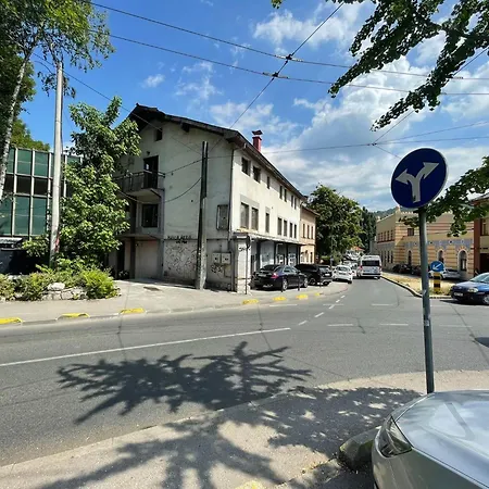 Bistrik Old Town Free Parking 아파트 *